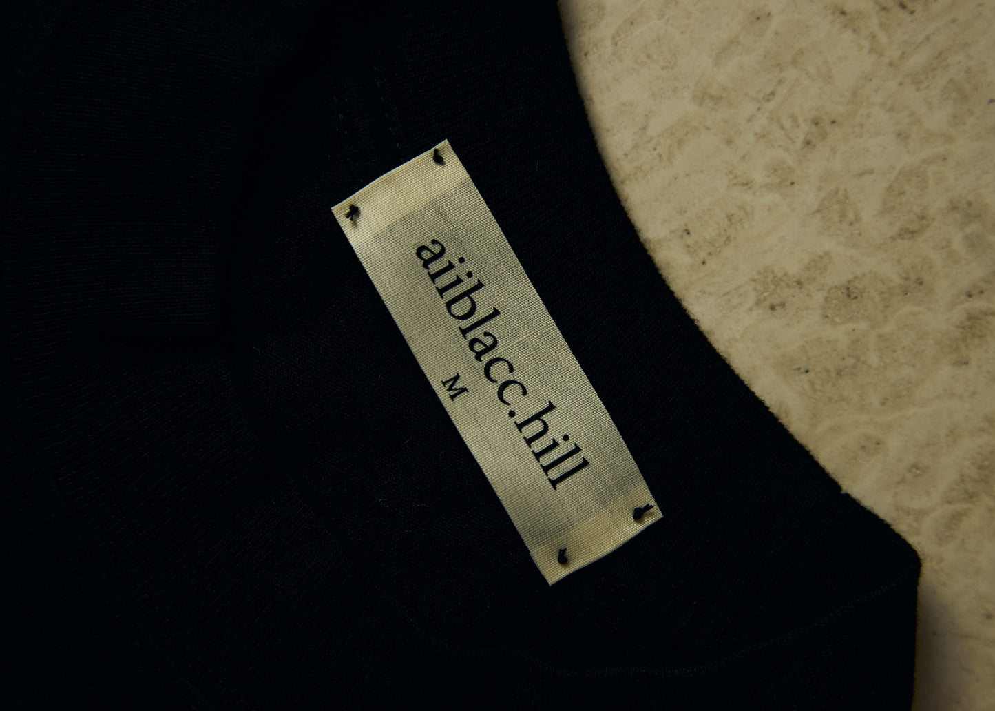 "BASIC" BLACK T-SHIRT