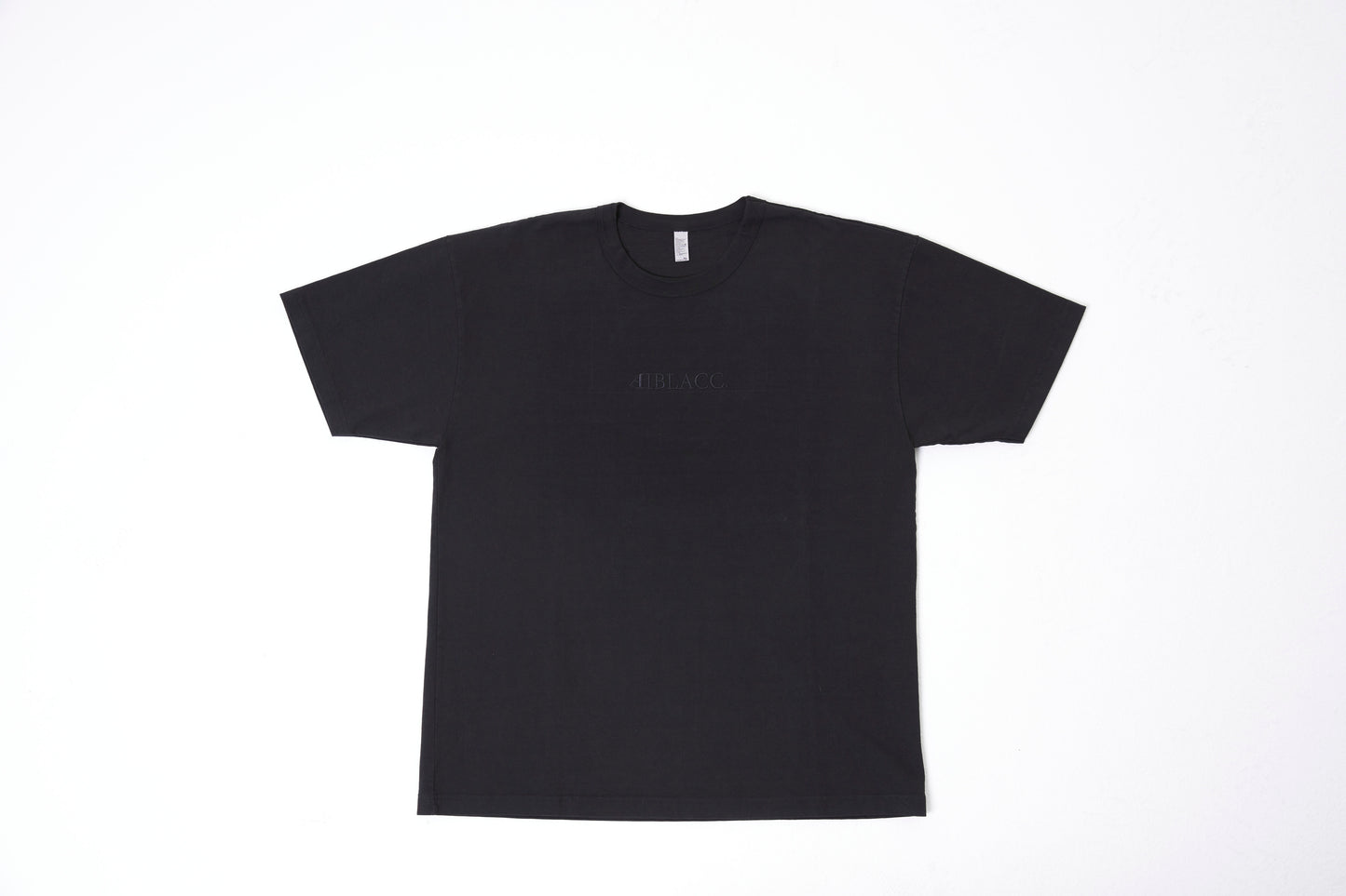 BLACK 01 T-SHIRT