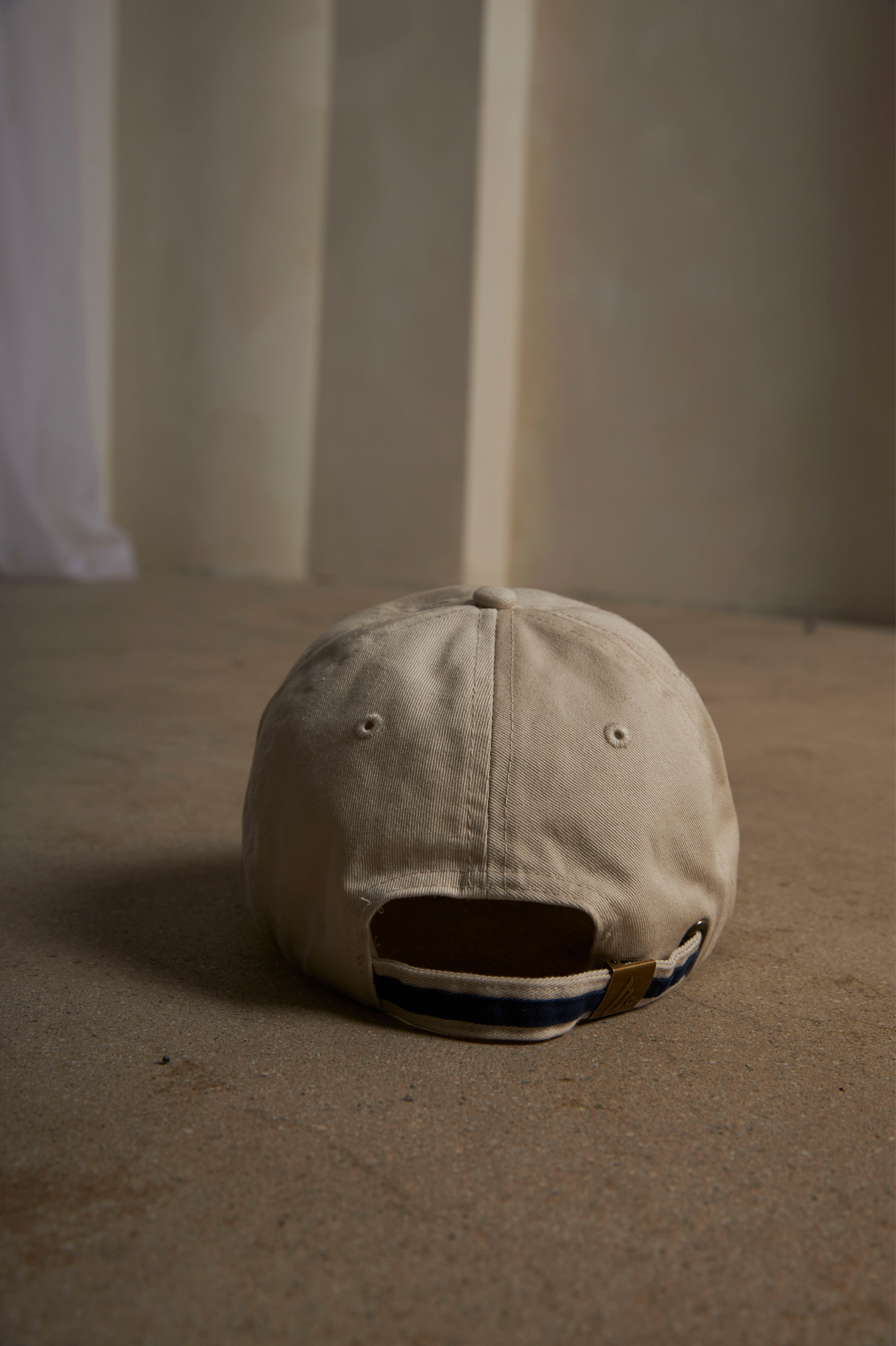 03 CREAM BALL CAP