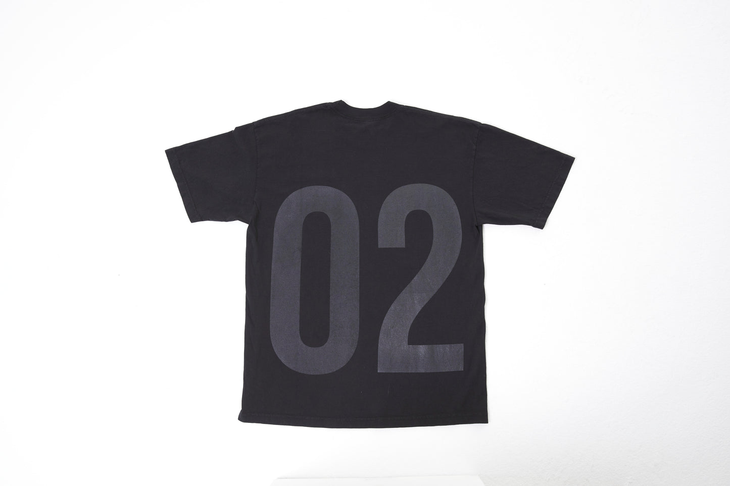 BLACK 02 T-SHIRT